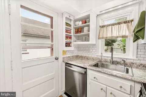 Kitchen - 22 Norva Ave, Frederick, MD 21701 photo 1 of 3