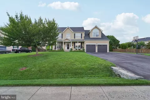 2642 Inwood Dr, Adamstown, MD 21710