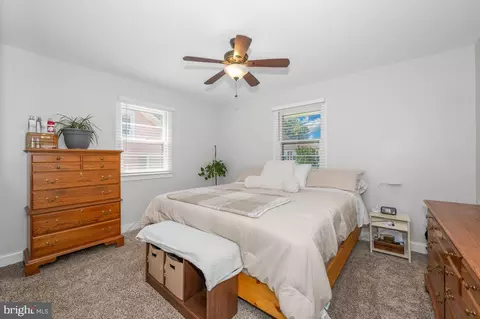 Bedroom - 907 Chestnut St, Frederick, MD 21703 photo 1 of 6