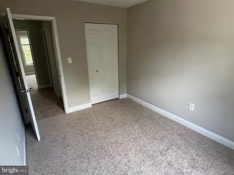 553 Cotswold Ct, Frederick, MD 21703 photo 5