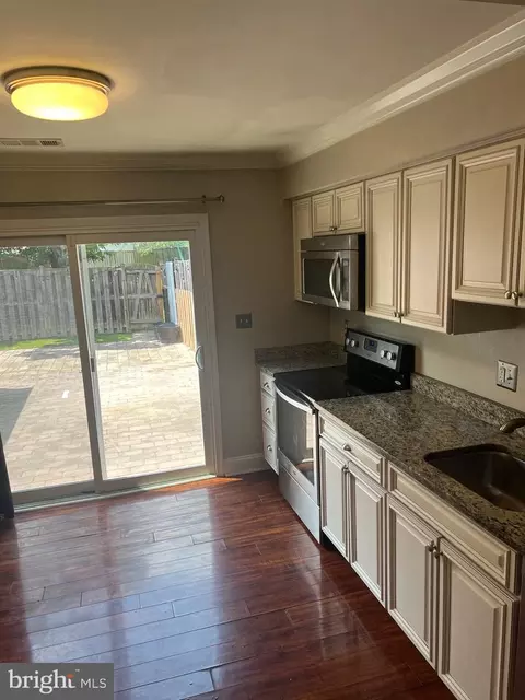 553 Cotswold Ct, Frederick, MD 21703 photo 18