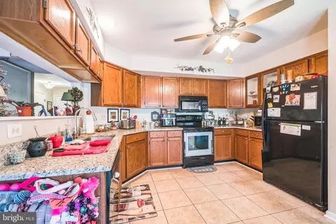 113 New Castle Ct, Frederick, MD 21702 photo 5