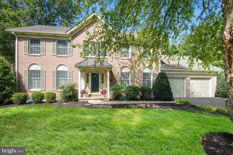 245 Braeburn Cir, Walkersville, MD 21793