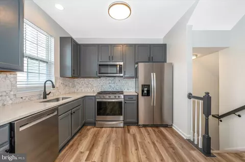 Kitchen - 1806 Wheyfield Dr, Frederick, MD 21701 photo 2 of 4