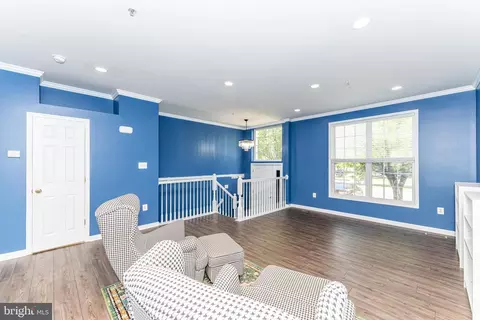 Living - 5145 Mclauren Ln, Frederick, MD 21703 photo 2 of 6