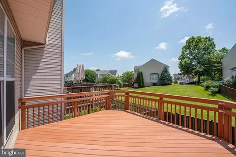Exterior - 5145 Mclauren Ln, Frederick, MD 21703 photo 3 of 8