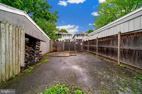 Exterior - 606 Trail Ave, Frederick, MD 21701 photo 7 of 9