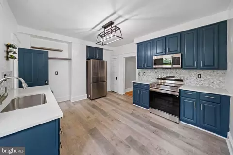 Entry Way - 606 Trail Ave, Frederick, MD 21701 photo 1 of 2