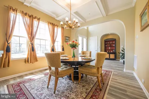 Dining - 5745 Hawk Ridge Rd, Frederick, MD 21704 photo 3 of 6