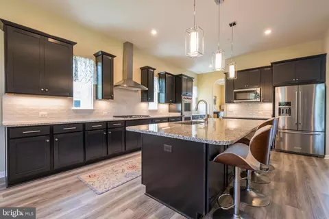 Kitchen - 5745 Hawk Ridge Rd, Frederick, MD 21704 photo 2 of 2