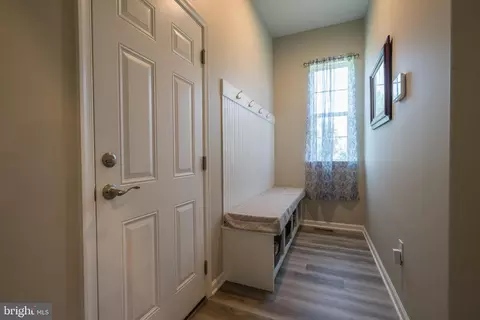 Entry Way - 5745 Hawk Ridge Rd, Frederick, MD 21704 photo 22 of 27