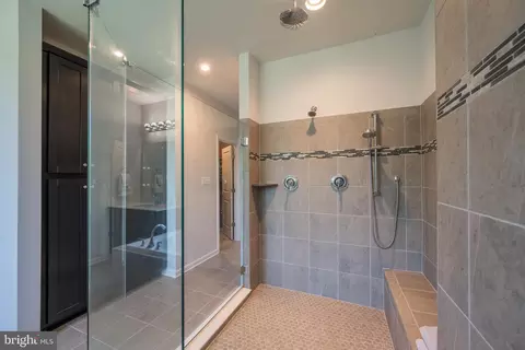 Entry Way - 5745 Hawk Ridge Rd, Frederick, MD 21704 photo 21 of 27