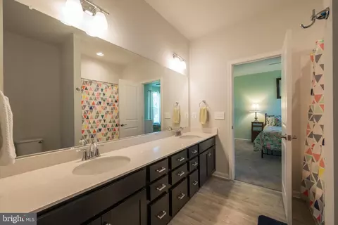 Entry Way - 5745 Hawk Ridge Rd, Frederick, MD 21704 photo 14 of 27