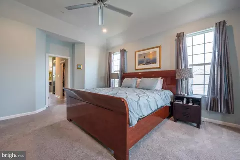 Bedroom - 5745 Hawk Ridge Rd, Frederick, MD 21704 photo 5 of 8