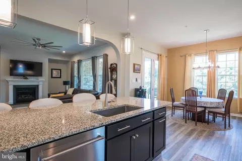 Entry Way - 5745 Hawk Ridge Rd, Frederick, MD 21704 photo 8 of 27