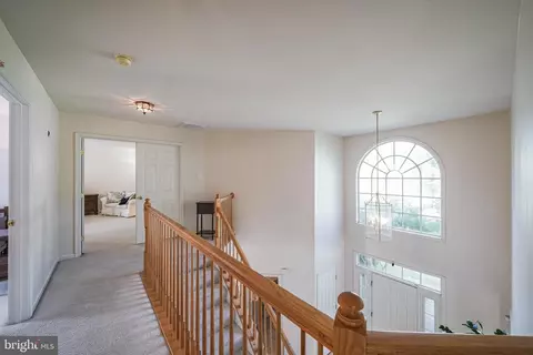 Entry Way - 1824 Eagle Rock Ln, Frederick, MD 21702 photo 8 of 11