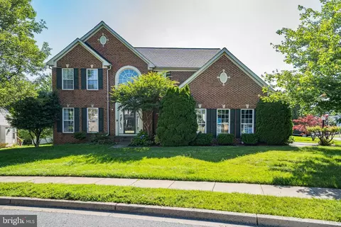 Exterior - 1824 Eagle Rock Ln, Frederick, MD 21702 photo 2 of 7
