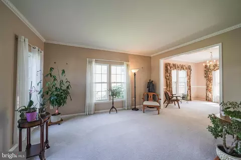 Living - 1824 Eagle Rock Ln, Frederick, MD 21702 photo 5 of 8