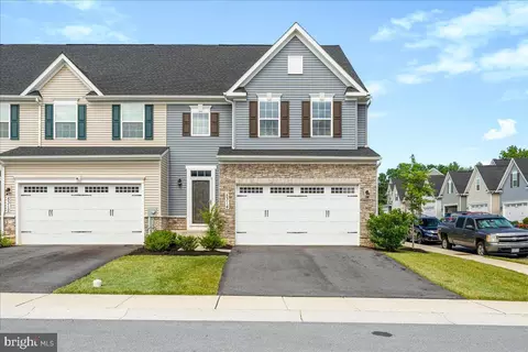 5314 Crape Myrtle Dr, Frederick, MD 21703