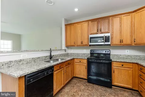 1402 Timberwolf Dr, Frederick, MD 21703 photo 12