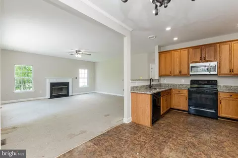 1402 Timberwolf Dr, Frederick, MD 21703 photo 11