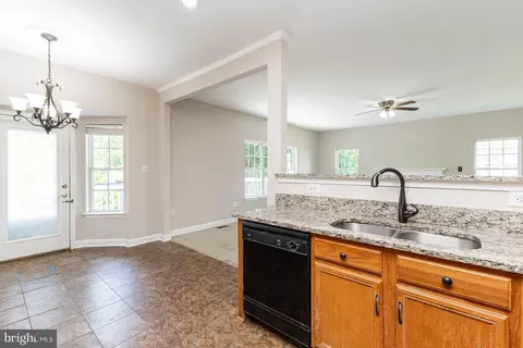 1402 Timberwolf Dr, Frederick, MD 21703 photo 13