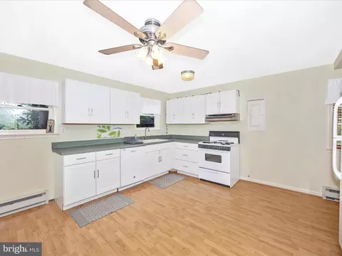5802 Tall Timber Ln, Cascade, MD 21719 photo 9
