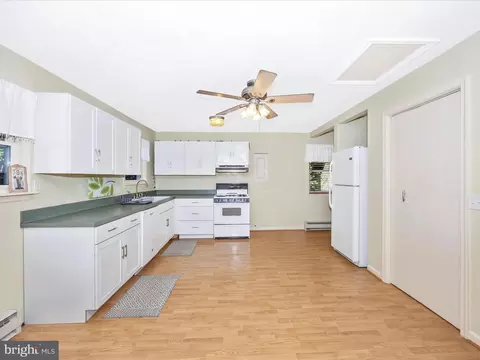 5802 Tall Timber Ln, Cascade, MD 21719 photo 10