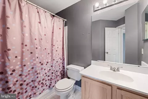 Bath - 2229 Village Square Rd, Frederick, MD 21701 photo 3 of 4