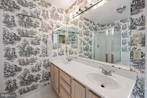 Bath - 2229 Village Square Rd, Frederick, MD 21701 photo 1 of 4