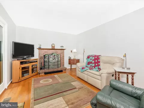 6405 Devonshire Ln, Frederick, MD 21703 photo 15