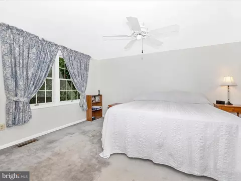 6405 Devonshire Ln, Frederick, MD 21703 photo 19