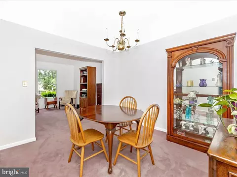 6405 Devonshire Ln, Frederick, MD 21703 photo 11