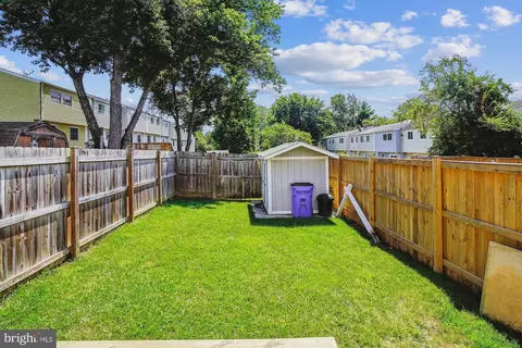 Exterior - 1708 Heather Ln, Frederick, MD 21702 photo 4 of 6