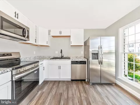 5778 Sunset View Ln, Frederick, MD 21703 photo 4