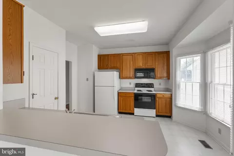 1028 Eastbourne Ct, Frederick, MD 21702 photo 16