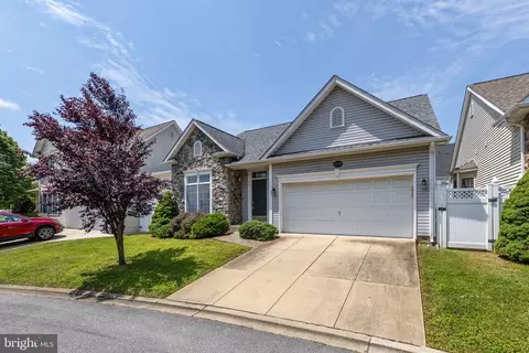 1028 Eastbourne Ct, Frederick, MD 21702 photo 3