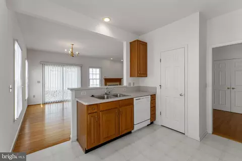 1028 Eastbourne Ct, Frederick, MD 21702 photo 19