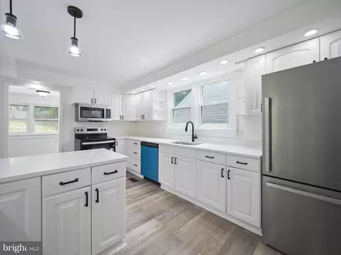 Kitchen - 37 E C St, Brunswick, MD 21716 photo 1 of 3