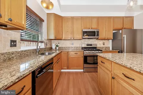 Kitchen - 2010 Sumner Dr, Frederick, MD 21702 photo 2 of 2