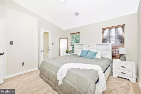 Bedroom - 2010 Sumner Dr, Frederick, MD 21702 photo 1 of 6