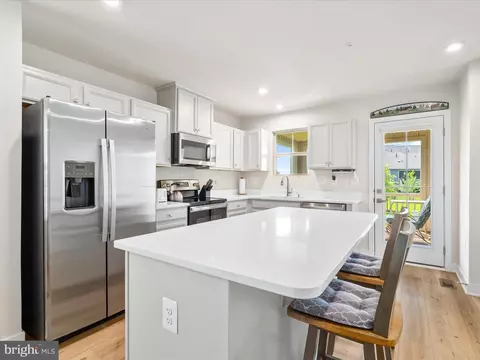 336 Hammersmith Cir, Frederick, MD 21702 photo 14