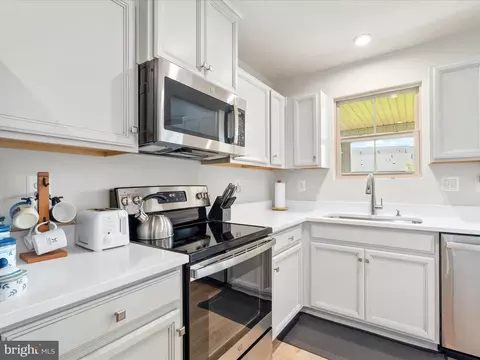 336 Hammersmith Cir, Frederick, MD 21702 photo 16
