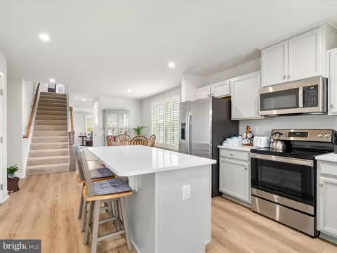 336 Hammersmith Cir, Frederick, MD 21702 photo 17