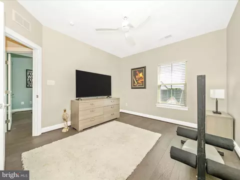 Bedroom - 5952 Leben Dr, Frederick, MD 21703 photo 4 of 4