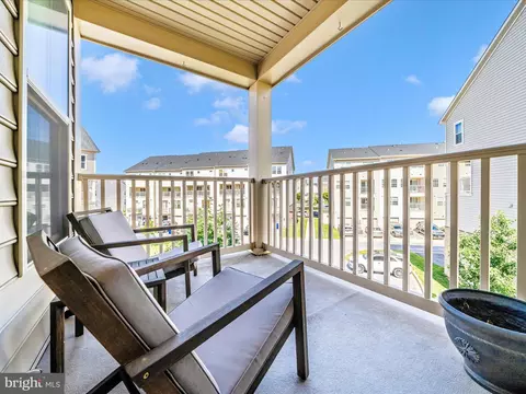 Exterior - 5952 Leben Dr, Frederick, MD 21703 photo 4 of 13