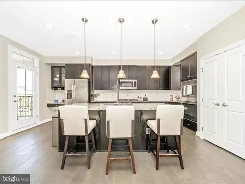 Kitchen - 5952 Leben Dr, Frederick, MD 21703 photo 5 of 6