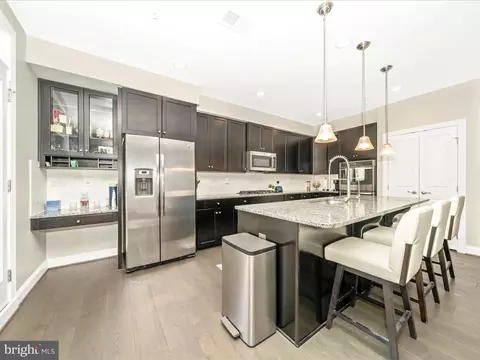 Kitchen - 5952 Leben Dr, Frederick, MD 21703 photo 2 of 6