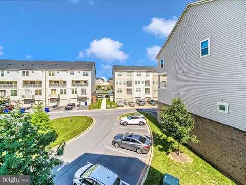Exterior - 5952 Leben Dr, Frederick, MD 21703 photo 6 of 13