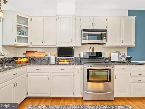 Kitchen - 224 Dill Ave, Frederick, MD 21701 photo 3 of 4